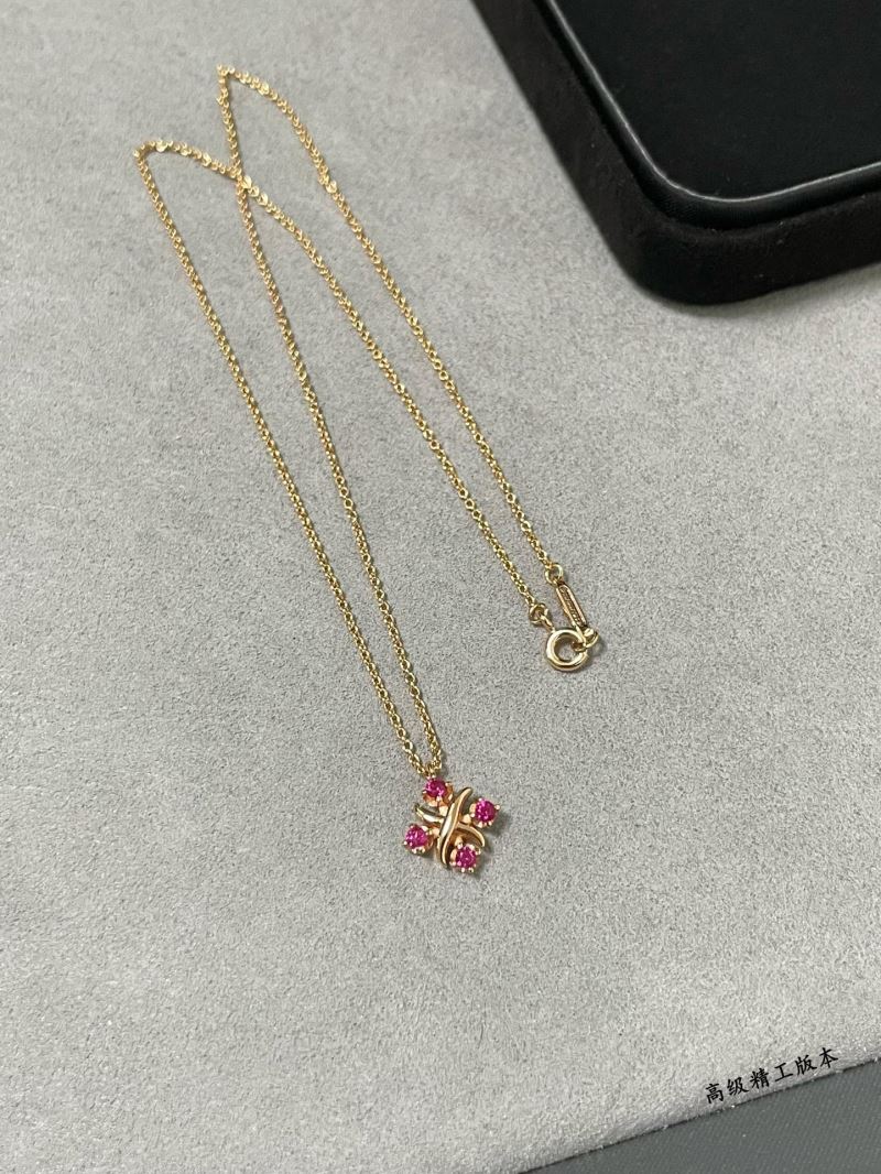 T*f*ny necklaces